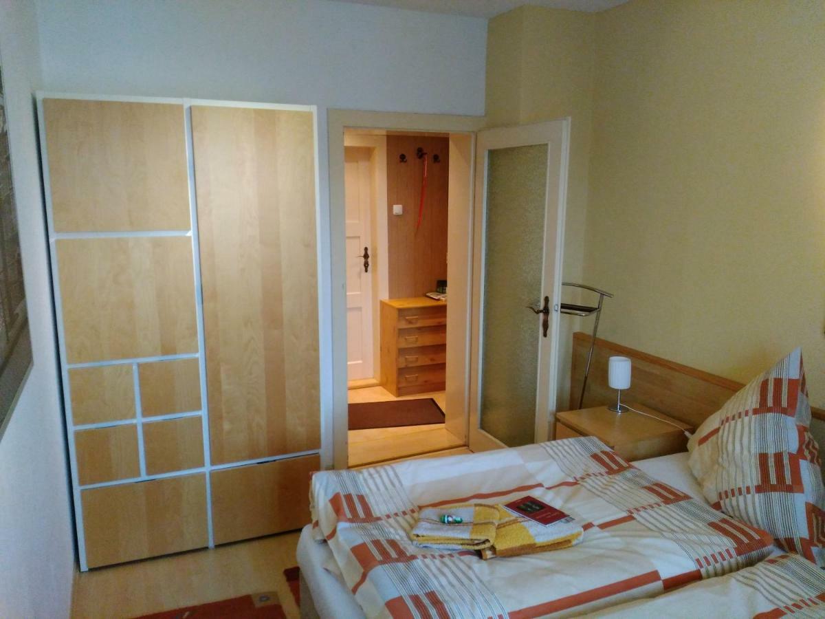 Dresdner Ferien Apartment เดรสเดน ภายนอก รูปภาพ